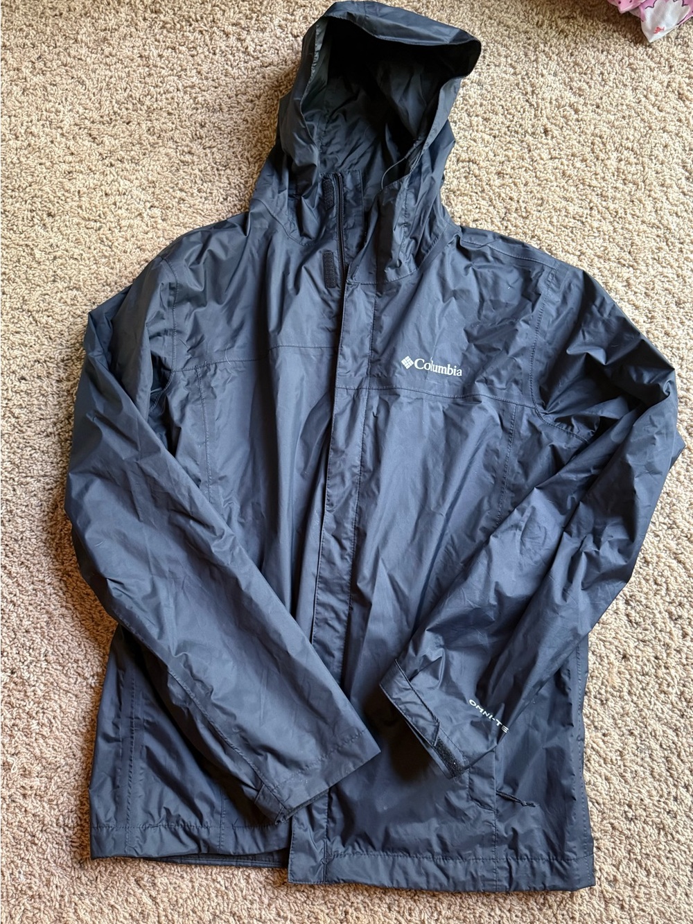 Columbia Medium Men's Black Hooded Raincoat with Logo
